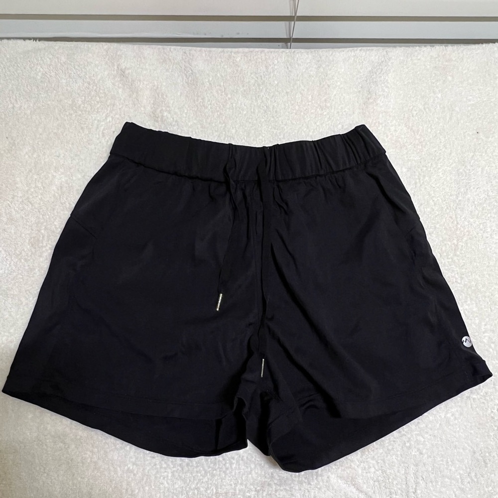 Willit black athletic short